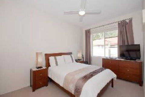 2 Bedroom Apartment Kiah Unit 16 / 53 Victoria Parade - 2032 Olympic Games 1