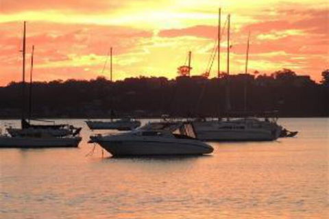 3 Bedroom House At Sandy Point Road 151 - 2032 Olympic Games 3