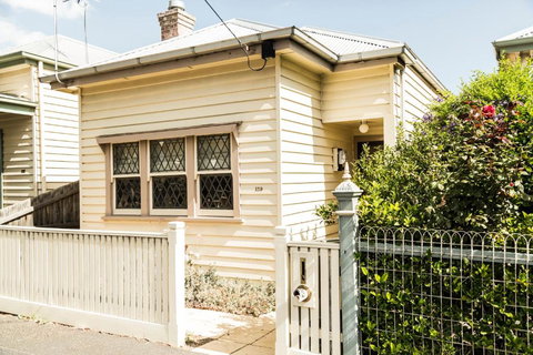 Simmers Serviced Apartments - 2032 Olympic Games 2