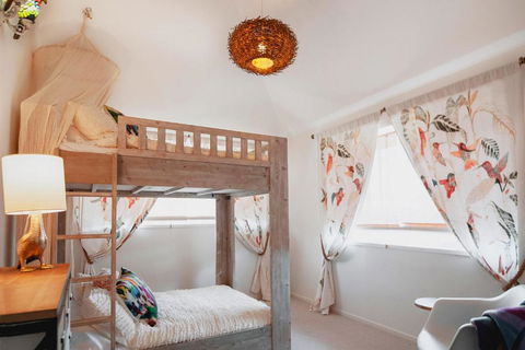 Barellen Beach House - 2032 Olympic Games 1