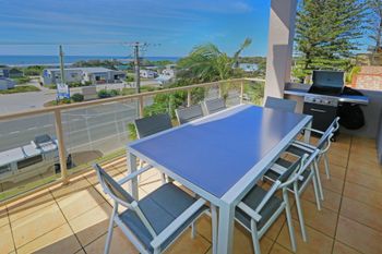Pacific Royale Penthouse 311 - 2032 Olympic Games 1