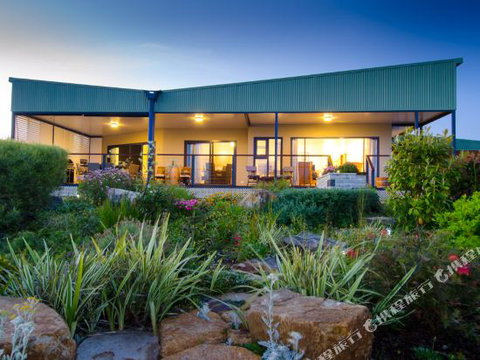 Charlie Bravo Villa Margaret River - 2032 Olympic Games 2