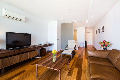 RIVER, 1BDR Melbourne Apartment - 2032 Olympic Games 0