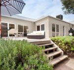 Stunning Seaside Escape - 2032 Olympic Games