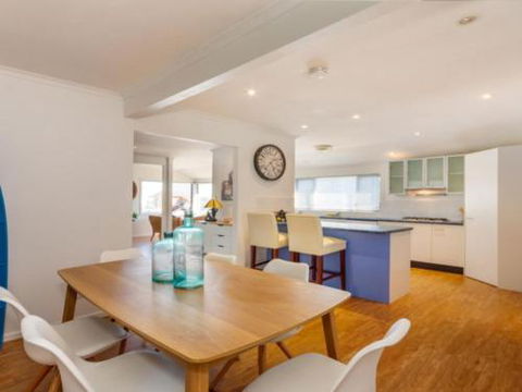 Dog Lovers Retreat Beachmere - 2032 Olympic Games 5