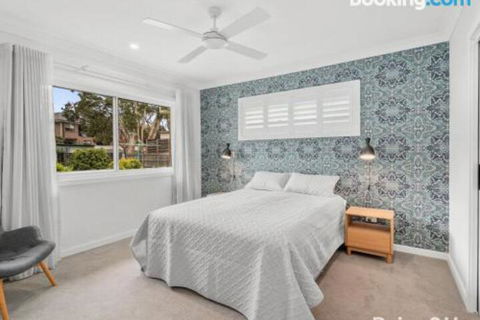 Modern Family Retreat 12 Minell Close - 2032 Olympic Games 5