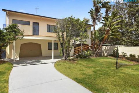Beachfront Delight 14b Bareena Avenue - 2032 Olympic Games 2