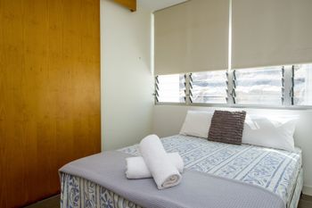 1 Bright Point Apartment 5501 - 2032 Olympic Games 3