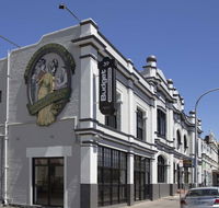 Batman Fawkner Inn - 2032 Olympic Games