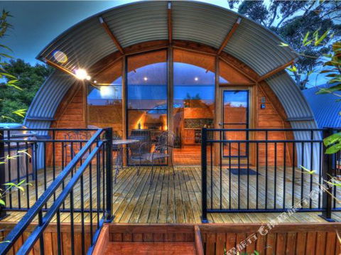 Bruny Island Accommodation 43 Degrees Beachside Studio Spa Apartments (1) - 2032 Olympic Games 3