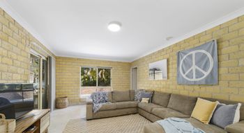 BEACHSIDE HIDEAWAY BONNY HILLS - 2032 Olympic Games 5