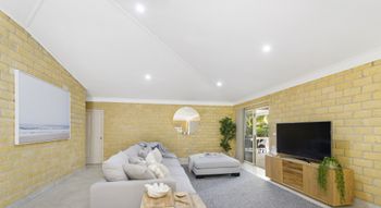 BEACHSIDE HIDEAWAY BONNY HILLS - 2032 Olympic Games 2