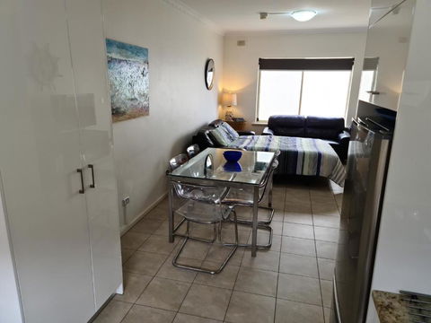 Acaill Accommodation Esplanade Living Self Check-In Self Check-Out - 2032 Olympic Games 3