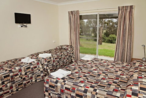 BATHURST GOLDFIELDS MOTEL On MOUNT PANORAMA - 2032 Olympic Games 5