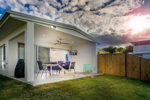 Blue Lagoon Villa B - 2032 Olympic Games 1