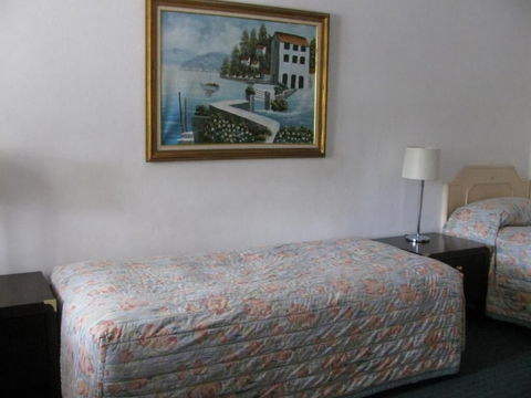 Wayfarer Motel - 2032 Olympic Games 3