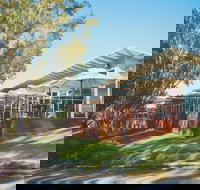 Bridges on Meninya Motel  Apartments - 2032 Olympic Games