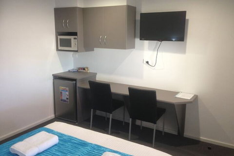 Chaparral Motel - 2032 Olympic Games 7