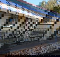 Peak Hill Golden Peak Budget Motel - 2032 Olympic Games