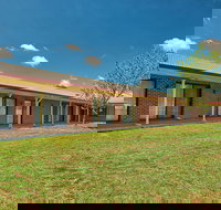 Bushmans Motor Inn - 2032 Olympic Games