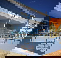 Penguin Beachfront Apartments - 2032 Olympic Games