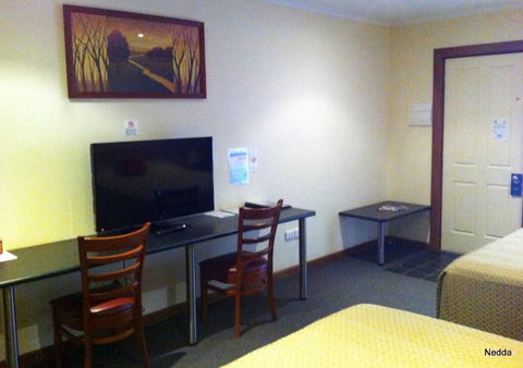 Westland Hotel Motel - 2032 Olympic Games 5