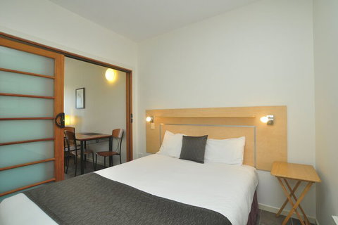 Lennox Holiday Apartments - 2032 Olympic Games 5