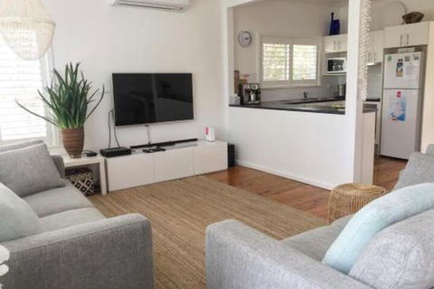 The Seaside Beachhouse Mollymook - 2032 Olympic Games 5
