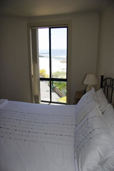 Cliff House Beachfront Villas - 2032 Olympic Games 1