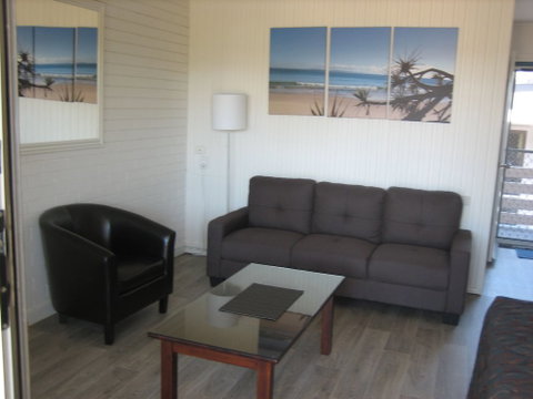 Regency Waterfront Motel - 2032 Olympic Games 2