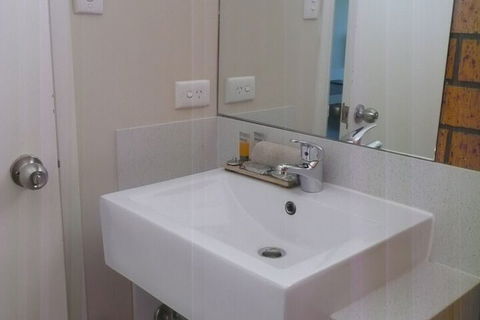 Rosebourne Gardens Motel - 2032 Olympic Games 7