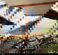 Enzo's On The Beach - 2032 Olympic Games