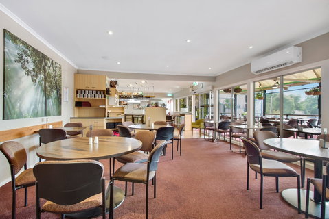 Dixons Creek Cafe Bar And Grill - 2032 Olympic Games 2