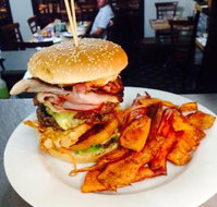 Gin Gin Hotel - 2032 Olympic Games