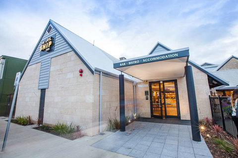 Royal Palms Resort by Nightcap - 2032 Olympic Games 12