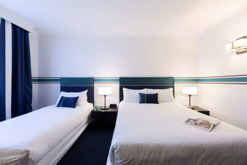 Ramada by Wyndham Diplomat Canberra - 2032 Olympic Games 5