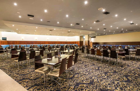 Nightcap at Seaford Hotel - 2032 Olympic Games 4