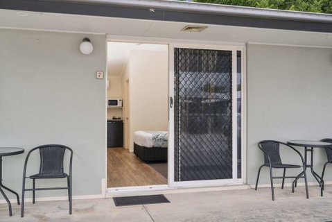 Caboolture Central Motor Inn, SureStay Collection - 2032 Olympic Games 12