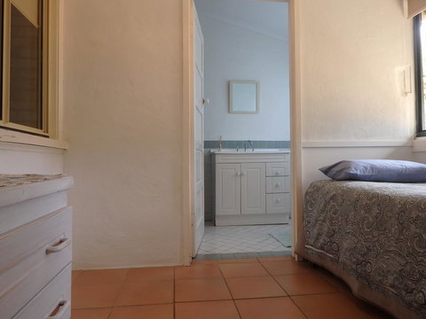 Lazy Lobster Holiday Units & Chalets - 2032 Olympic Games 13