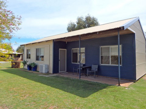 Lazy Lobster Holiday Units & Chalets - 2032 Olympic Games 18