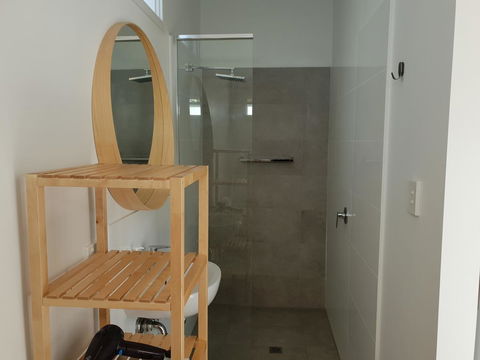 Captain\'s Heritage Cottage - Central Fremantle 2 Bedroom Historic Cottage - 2032 Olympic Games 12