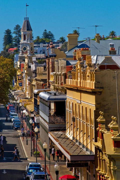 Captain\'s Heritage Cottage - Central Fremantle 2 Bedroom Historic Cottage - 2032 Olympic Games 19