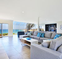 Neptune - Absolute Beachfront - 2032 Olympic Games