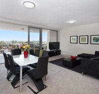 The Junction Palais - Modern and Spacious 2BR Bondi Junction Apartment Close to Everything - 2032 Olympic Games