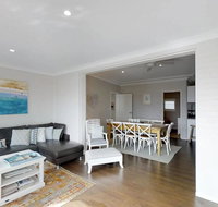 Casa Sorella - beachfront family home - 2032 Olympic Games