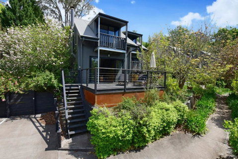 Cloudsong Chalet 1 - Close To The Village Centre! - 2032 Olympic Games 0