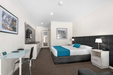 Comfort Inn & Suites Manhattan - 2032 Olympic Games 0