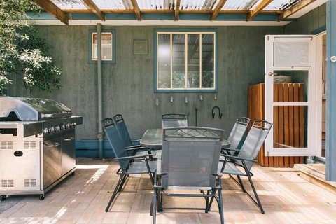 DOVESTONES BY THE SEA - INVERLOCH - 2032 Olympic Games 1