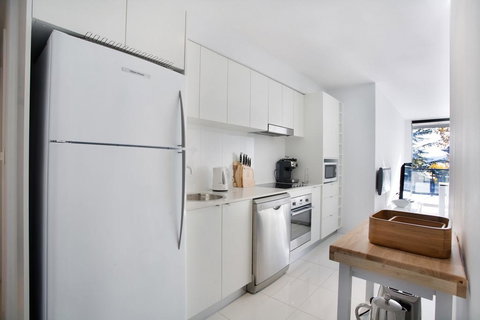 Edge 6/16 Clyde Street - 2032 Olympic Games 1