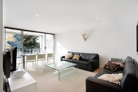 Edge 6/16 Clyde Street - 2032 Olympic Games 0